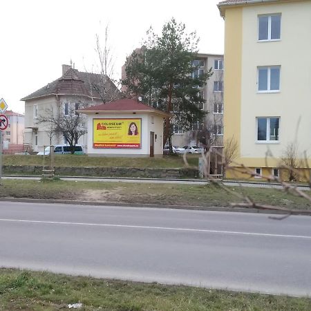 Minidomecek Apartment Znojmo Bagian luar foto